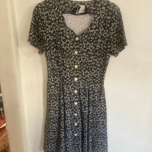 Vintage Floral Print dress button up